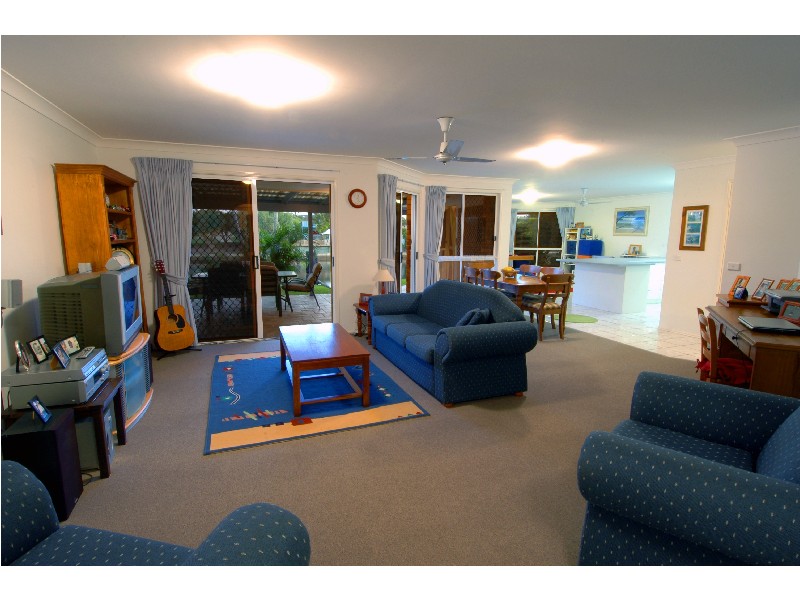 4 Eagle Court, Wurtulla QLD 4575