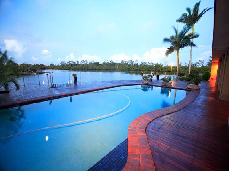 18 Imara Court, Mountain Creek QLD 4557