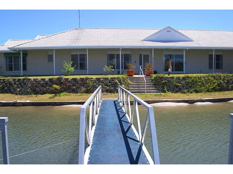 1 Island Court, Minyama QLD 4575