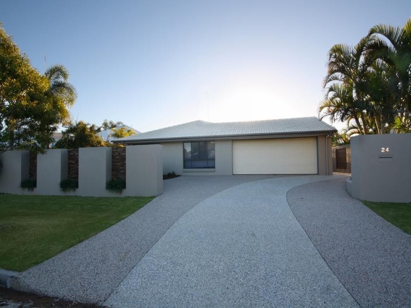 24 Jessica Boulevard, Minyama QLD 4575