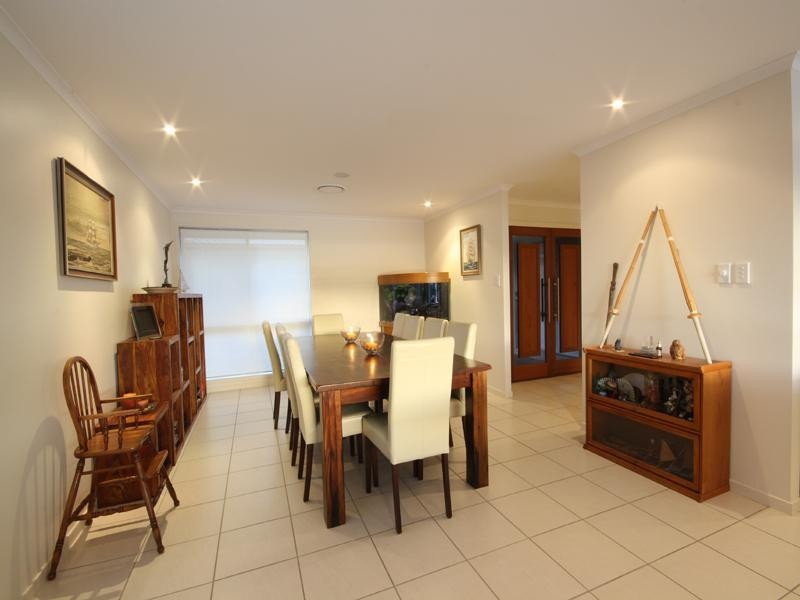 24 Jessica Boulevard, Minyama QLD 4575