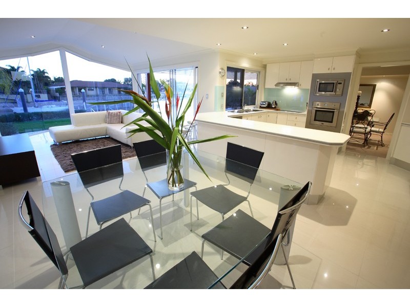 2 Jessica Boulevard, Minyama QLD 4575