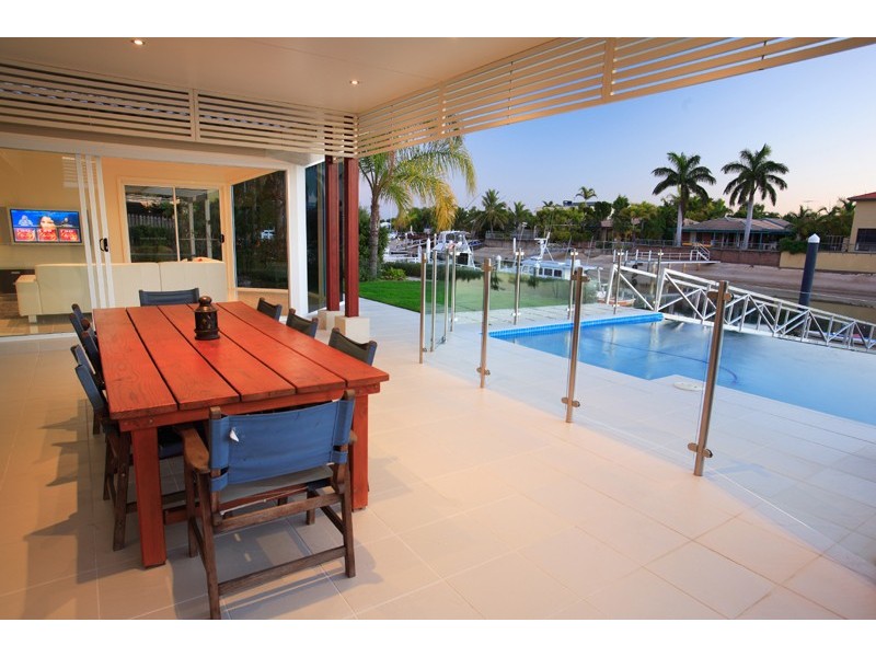 2 Jessica Boulevard, Minyama QLD 4575