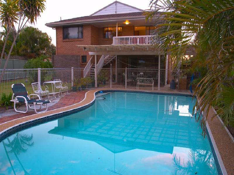 Minyama QLD 4575
