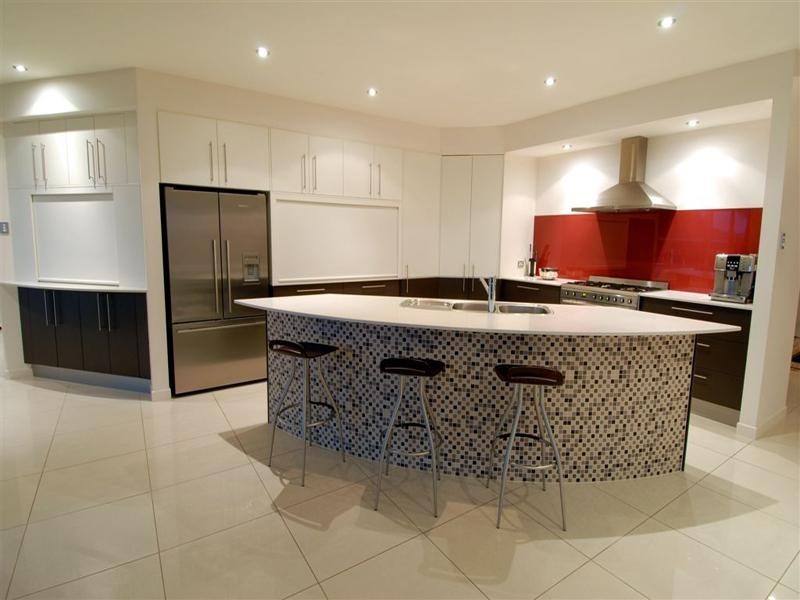 22 Kumbada Court, Minyama QLD 4575