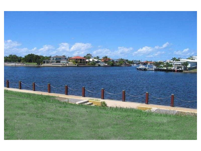 8 Melos Place, Parrearra QLD 4575