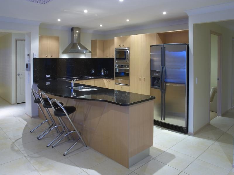 10 Mooloolah Island, Minyama QLD 4575