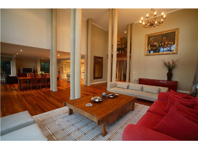 32 Mooloolah Island, Minyama QLD 4575