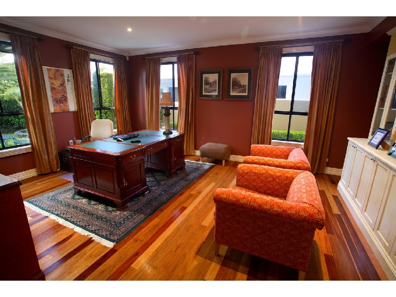 32 Mooloolah Island, Minyama QLD 4575