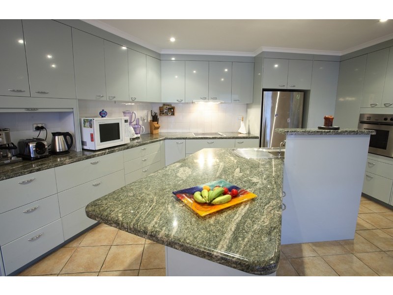 13 Myoora Court, Minyama QLD 4575