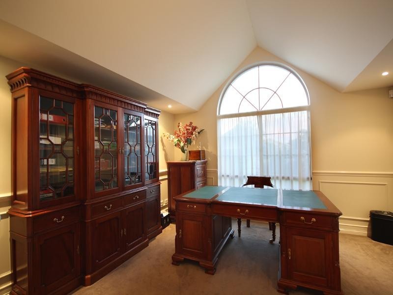 1 Oak Court, Minyama QLD 4575