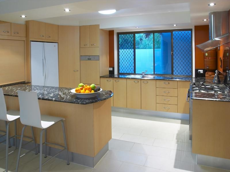 191 Oceanic Drive, Warana QLD 4575