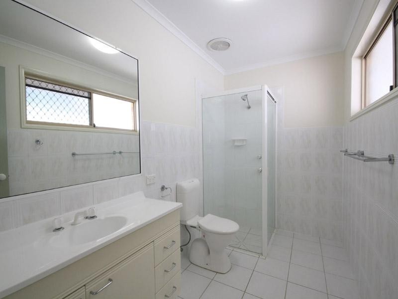 209 Oceanic Drive, Warana QLD 4575