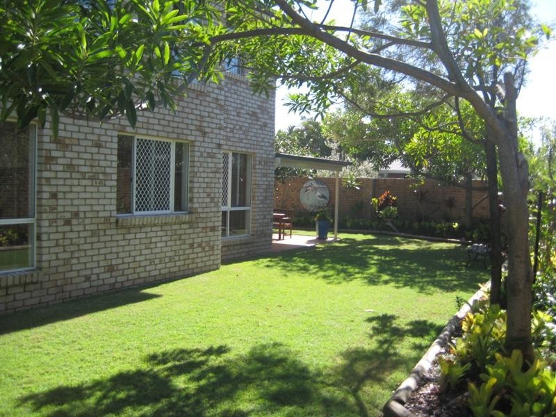 408 Oceanic Drive, Wurtulla QLD 4575