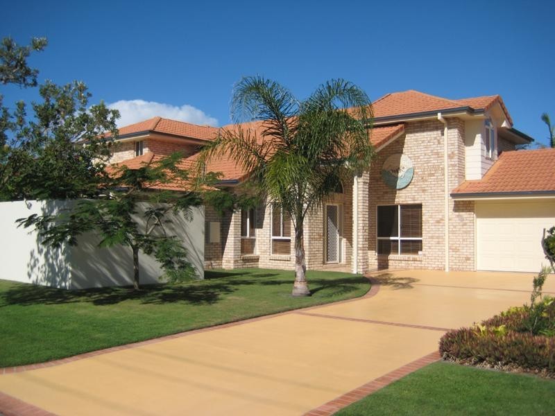 408 Oceanic Drive, Wurtulla QLD 4575