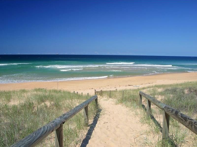 71 Oceanic Drive, Warana QLD 4575