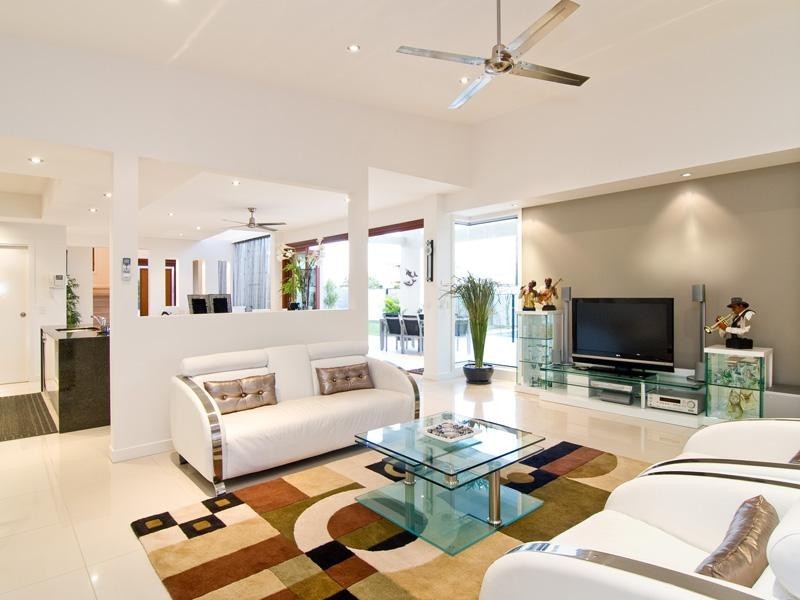 1 Plimsol Court, Wurtulla QLD 4575