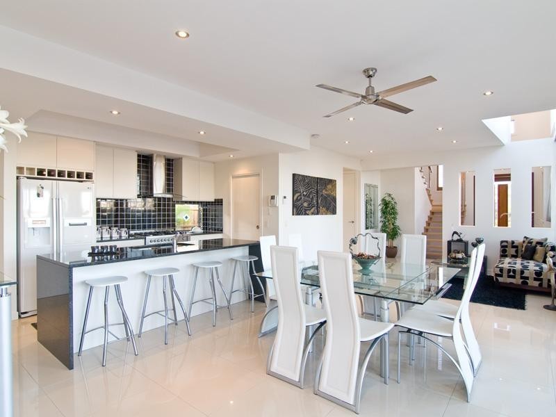 1 Plimsol Court, Wurtulla QLD 4575