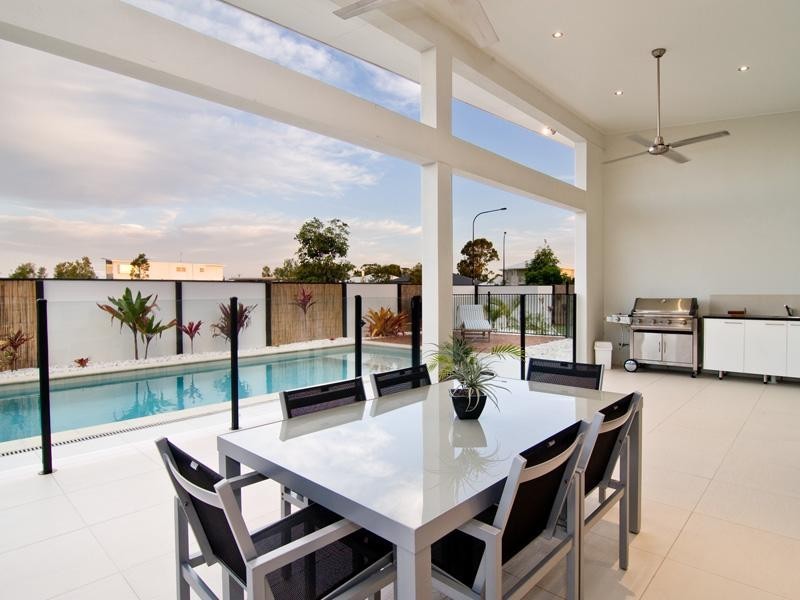 1 Plimsol Court, Wurtulla QLD 4575