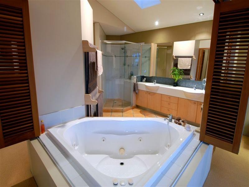 13 Plymouth Quay, Maroochydore QLD 4558