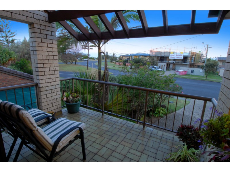 2/6 Point Cartwright Drive, Buddina QLD 4575