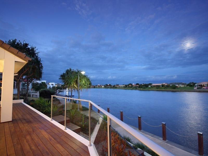 18 Seychelles Place, Parrearra QLD 4575