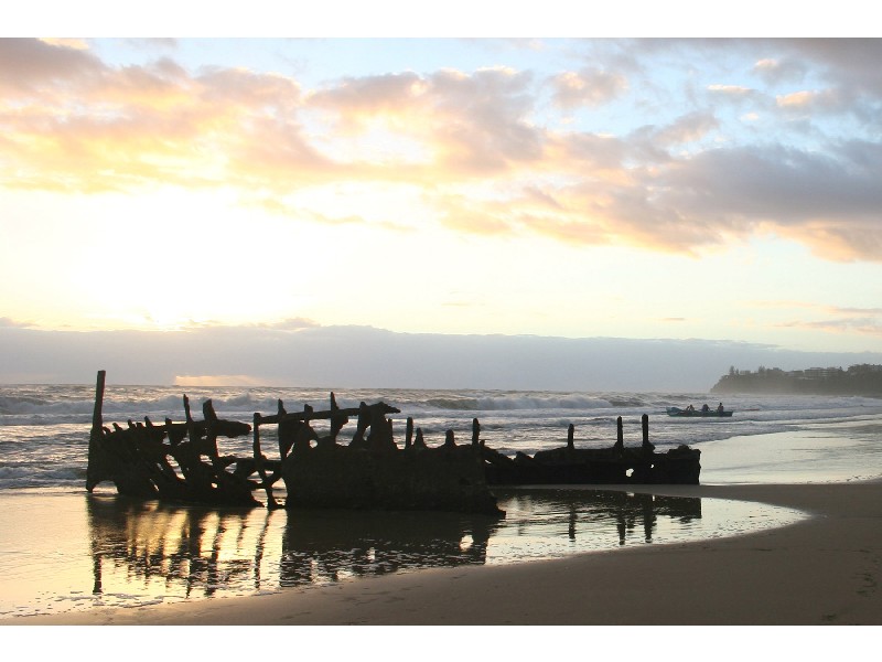 5 Sutherland Street, Dicky Beach QLD 4551