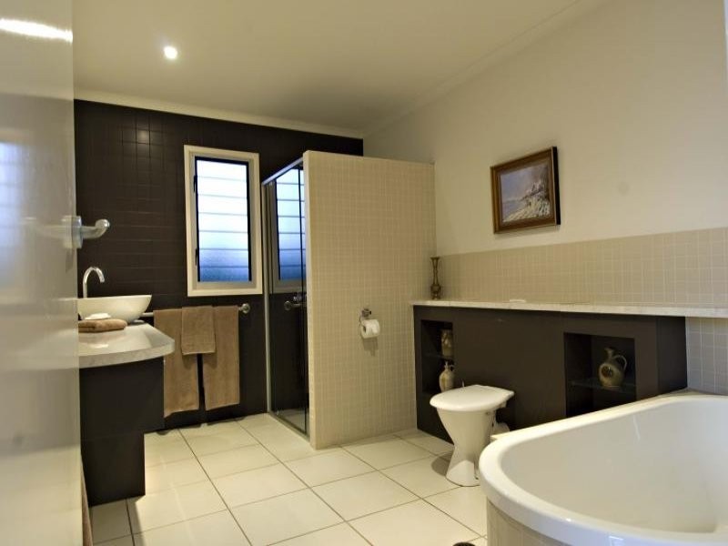 3 Teneriffe Court, Parrearra QLD 4575