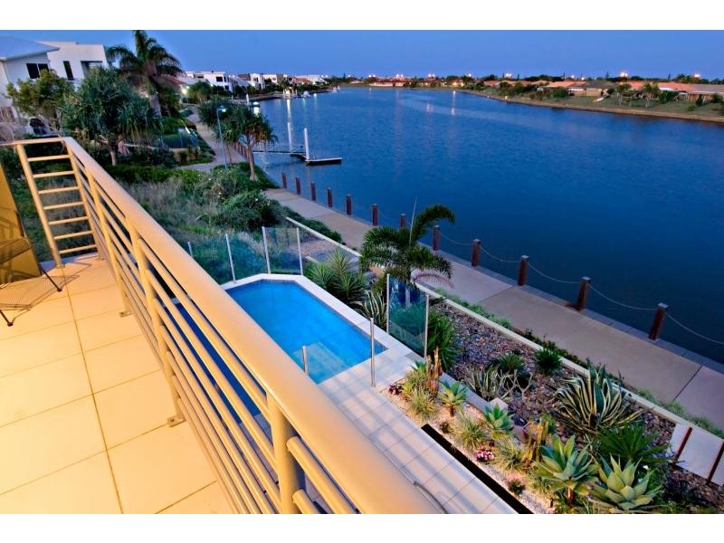 3 Teneriffe Court, Parrearra QLD 4575