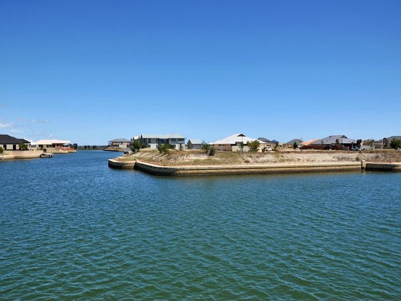 19  Waterlily Place, Mandurah WA 6210