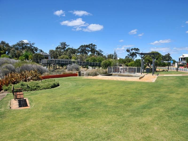 19  Waterlily Place, Mandurah WA 6210