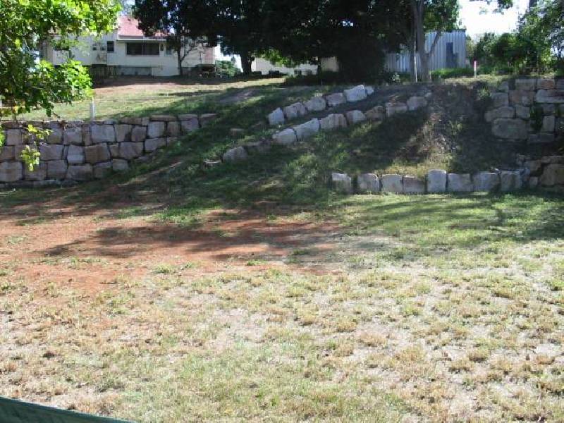 18 Ashton St, Wynnum QLD 4178