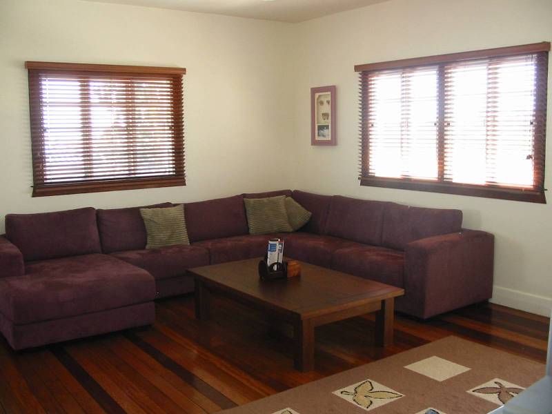 17 Parkview Ave, Wynnum QLD 4178