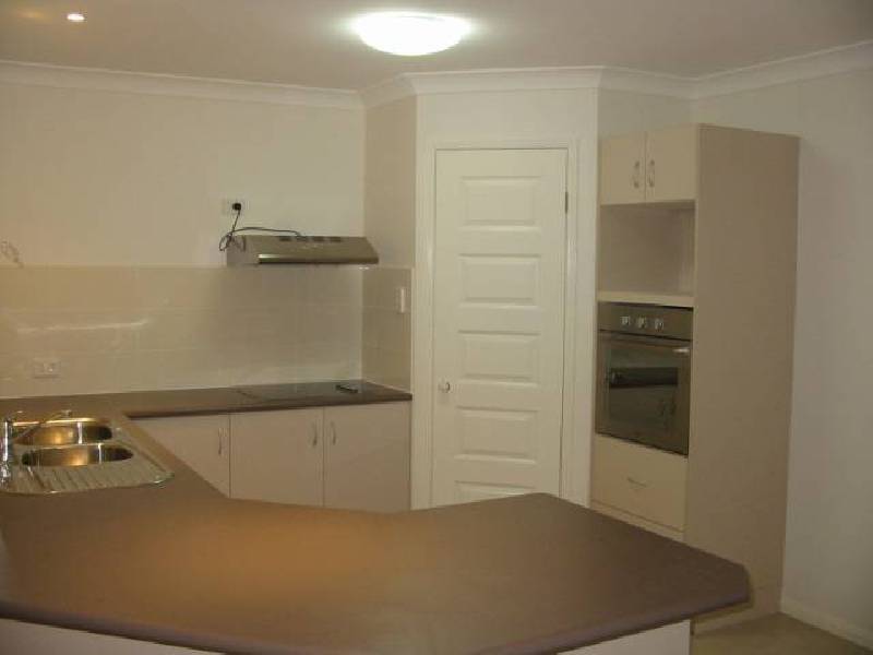 9 Jasmine St, Wakerley QLD 4154