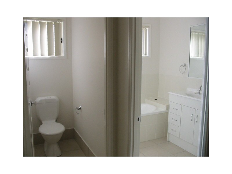 9 Jasmine St, Wakerley QLD 4154