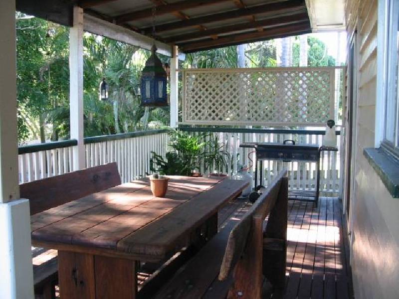 31 Boxgrove Ave, Wynnum QLD 4178