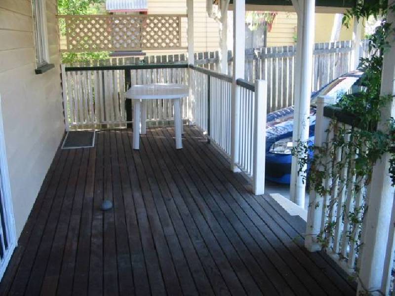 31 Boxgrove Ave, Wynnum QLD 4178