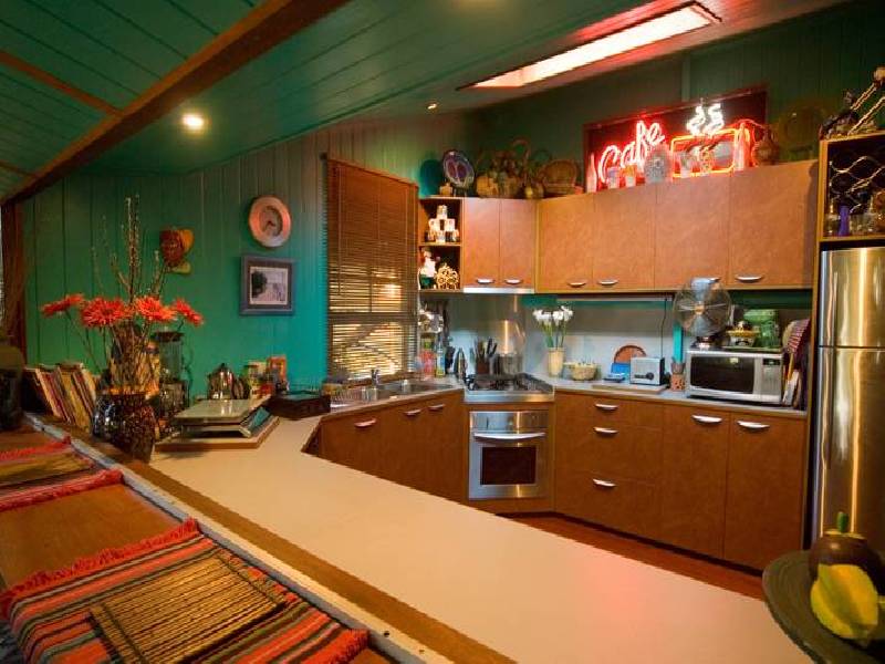 2 Gordon Pde, Manly QLD 4179