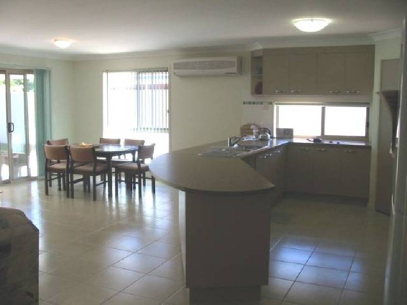 19 Izzies Pl, Wakerley QLD 4154