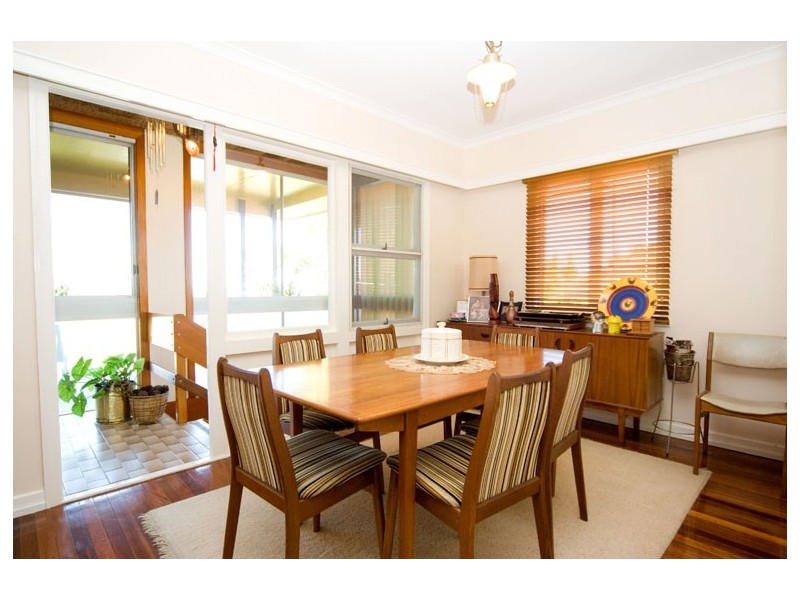 159 Raeburn St, Manly West QLD 4179