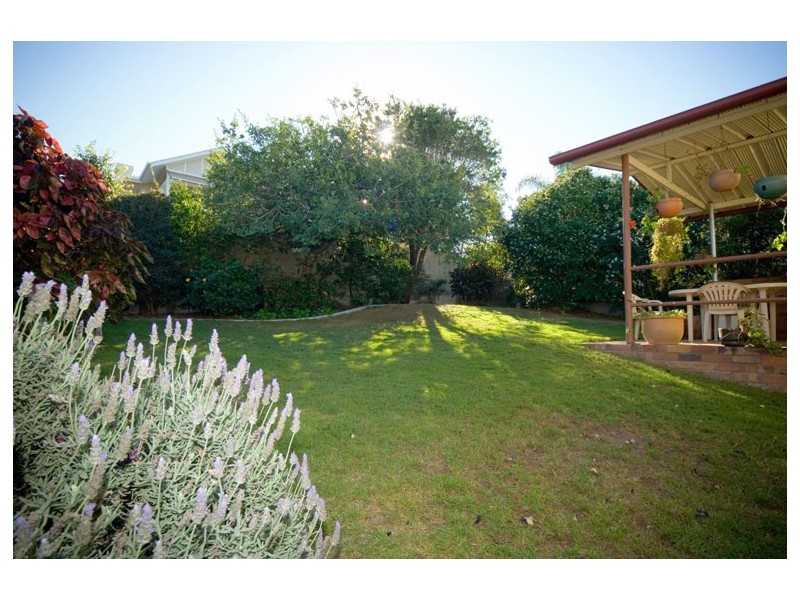 159 Raeburn St, Manly West QLD 4179