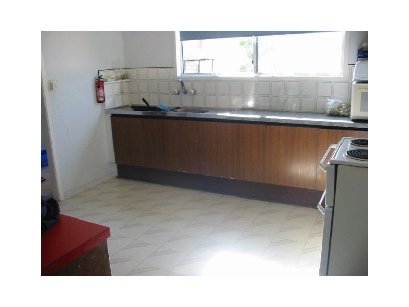 121 Preston Rd, Manly West QLD 4179