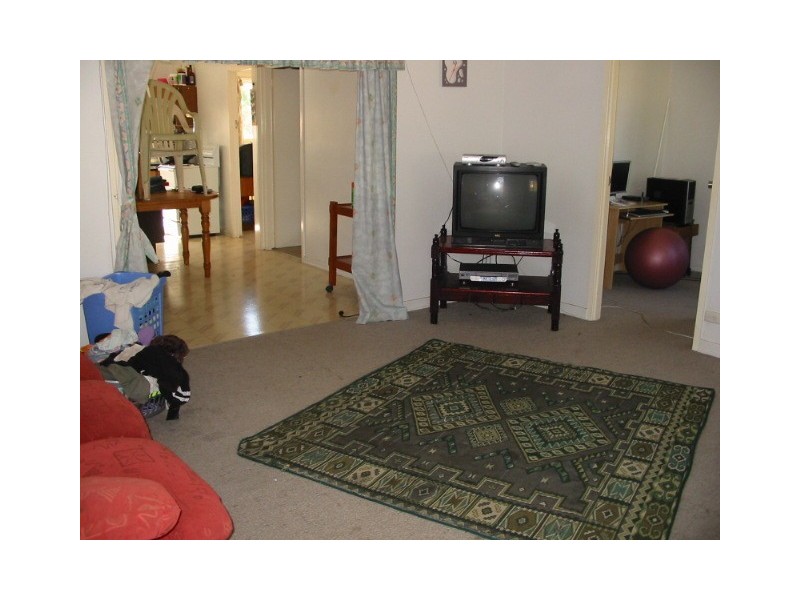 121 Preston Rd, Manly West QLD 4179