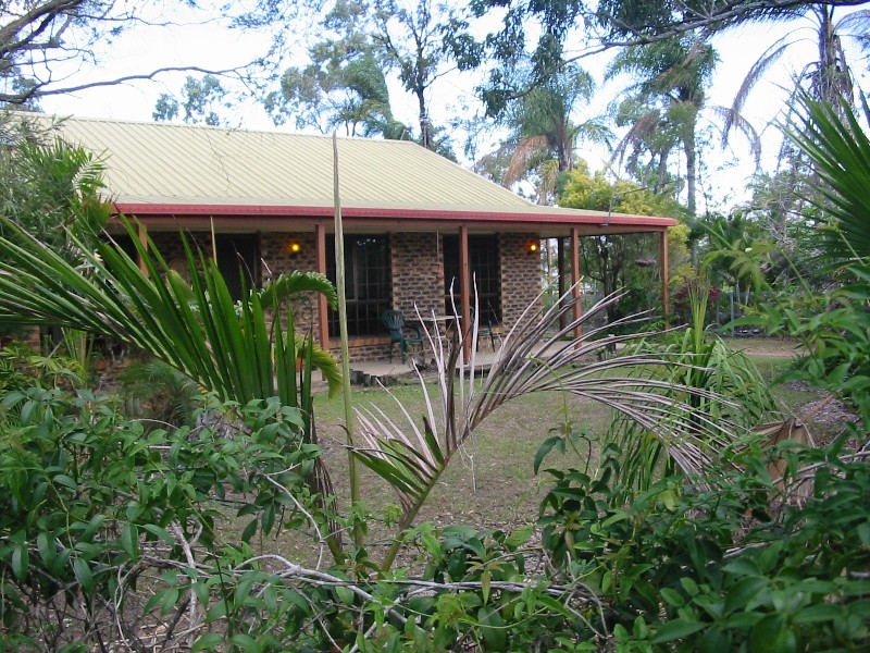 50 Whitehall Ave, Birkdale QLD 4159