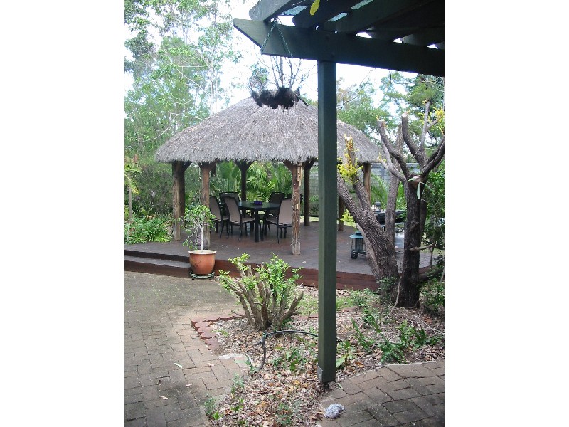 50 Whitehall Ave, Birkdale QLD 4159