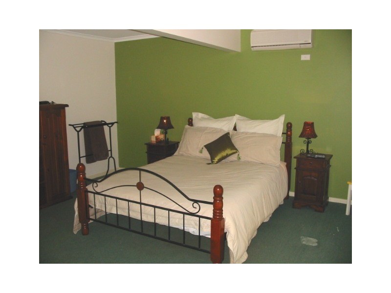 31 Natasha St, Wynnum QLD 4178