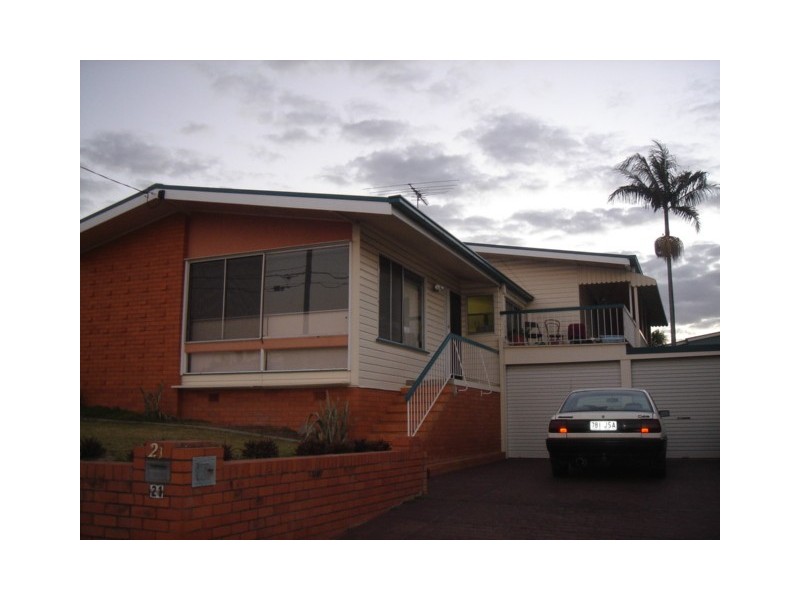 21 Arnold St, Manly QLD 4179