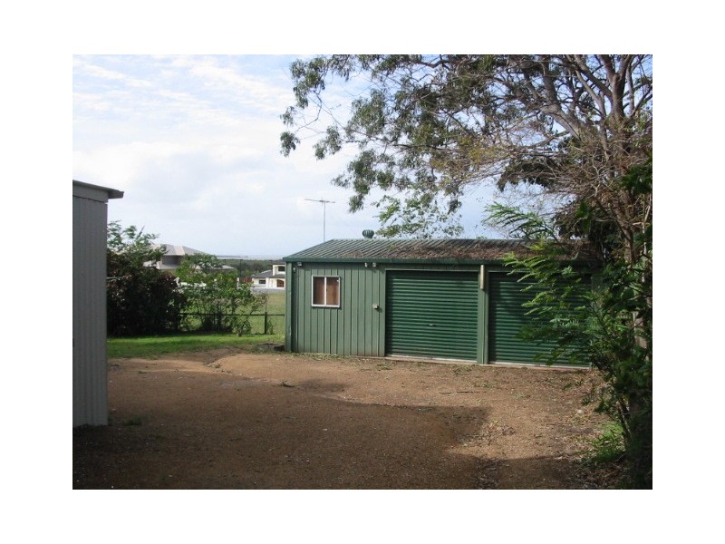 531 Tingal Rd, Wynnum QLD 4178