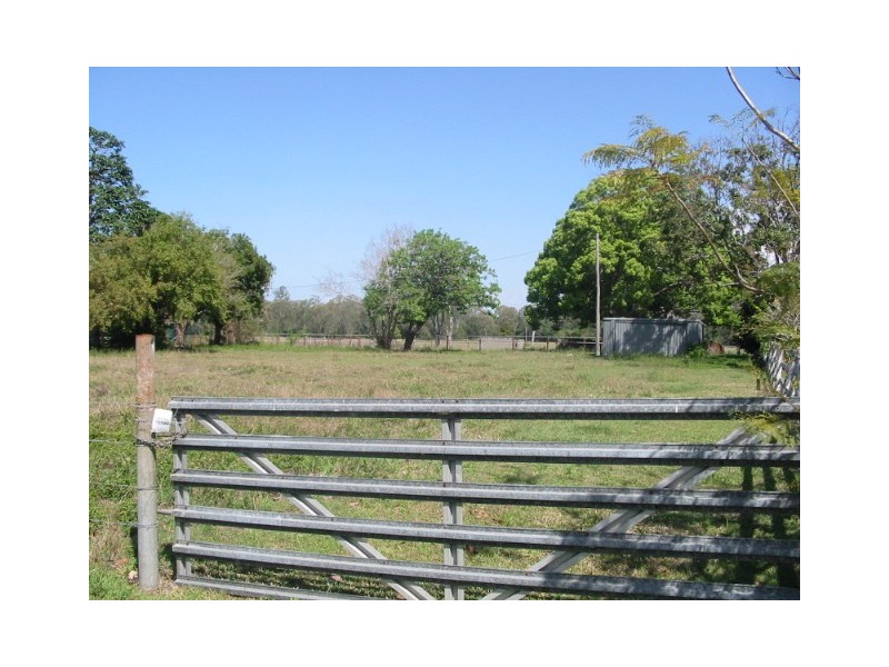 74 Fountain Rd, Burpengary QLD 4505