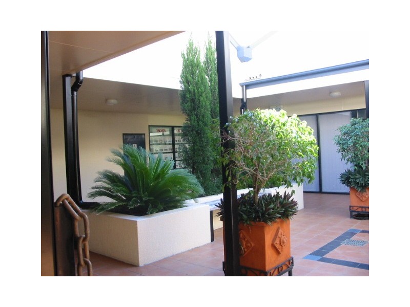 457 Esplanade, Manly QLD 4179